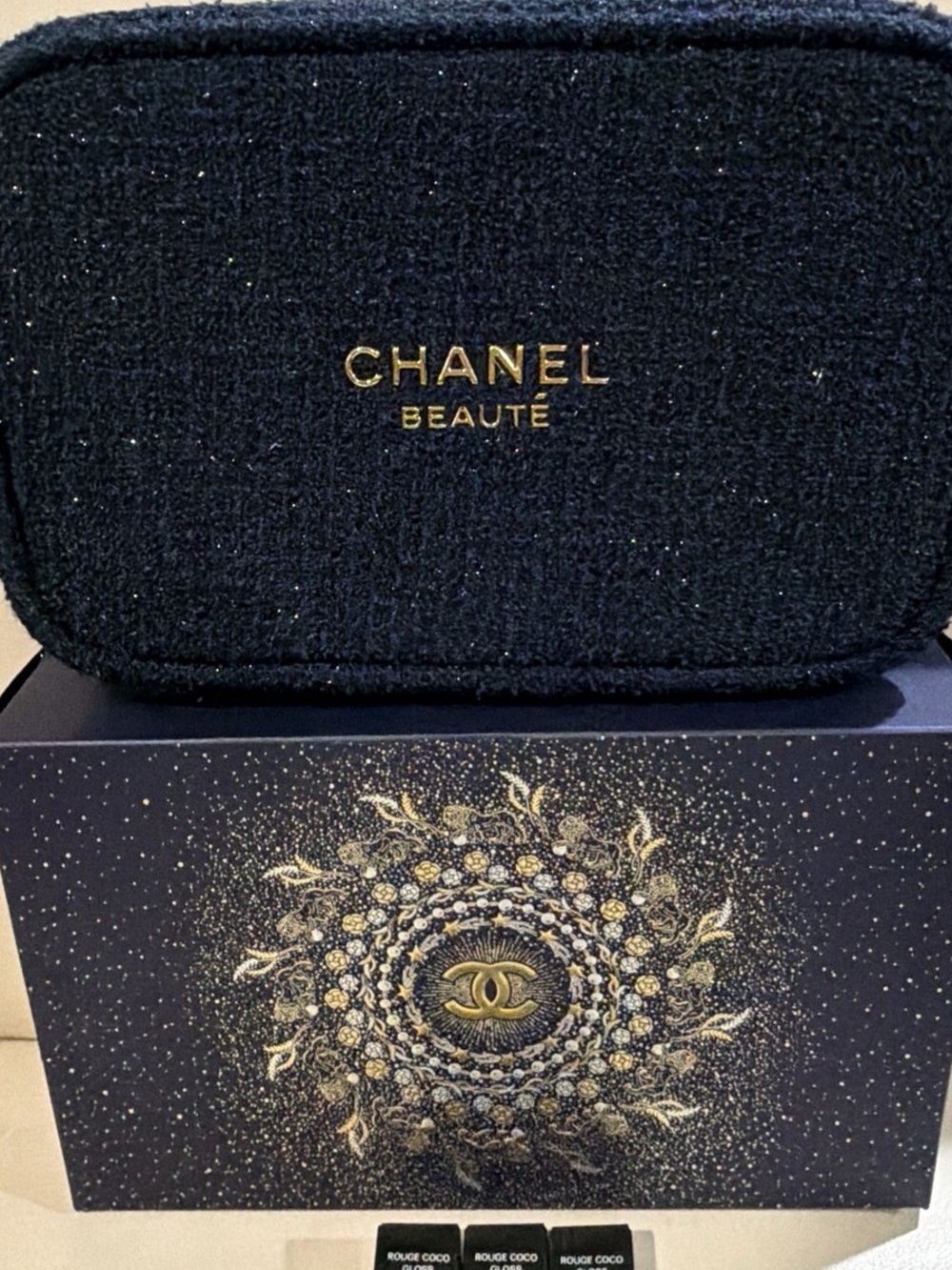 NWOT CHANEL Beauté Navy Tweed Cosmetic Pouch with Gold Logo